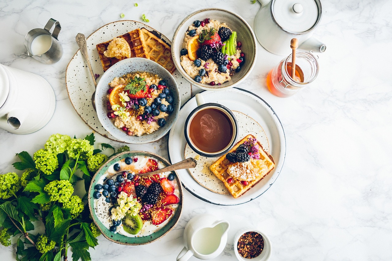 Frühstück mit Beeren für Frauen ab 40