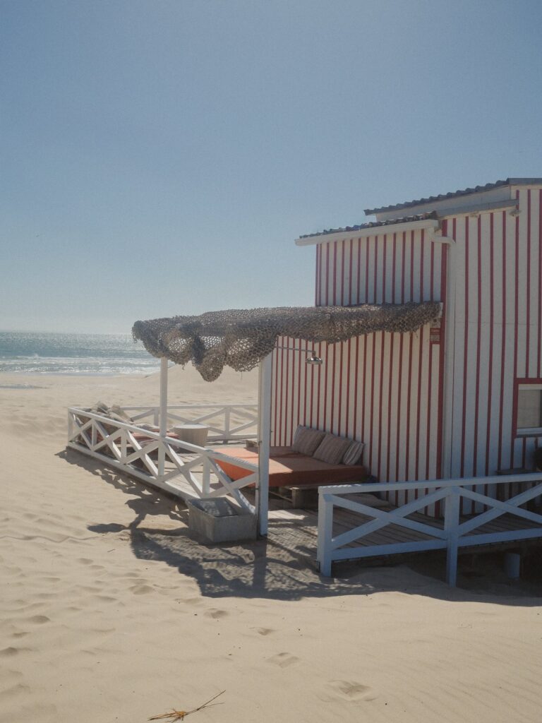 © Cabana Bonita Seitlicher Blick auf die Cabana Bonita mit direktem Blick aufs Meer