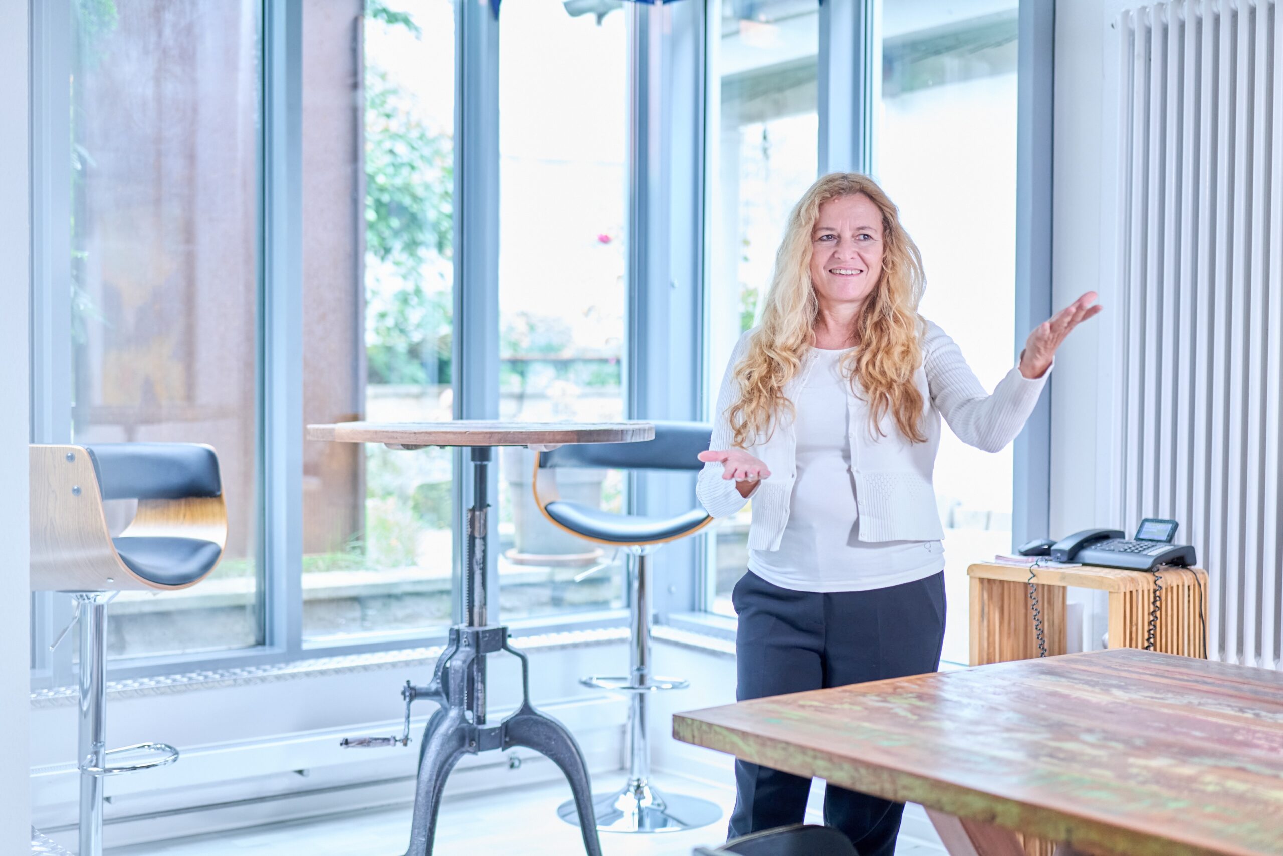 Andrea Eigel als Spezialistin für Positionierung Andrea Eigel bei ihrer Arbeit als Trainerin
