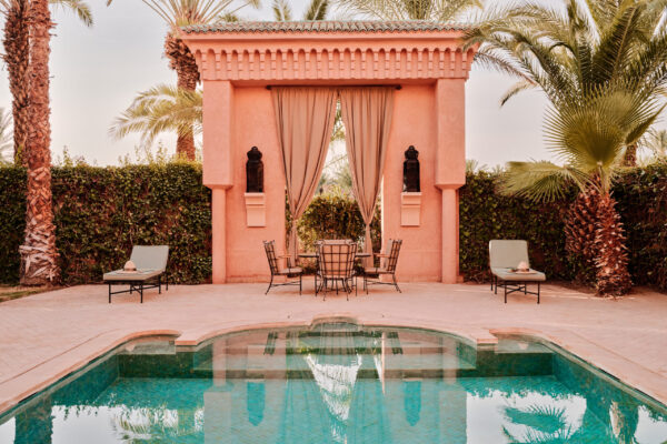 Amanjena, Morocco - Accommodation, Grand Two-Bedroom Pool Villa (1) Pool und Ruheplätze im Aman