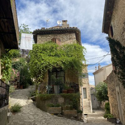 Steinhaus in der Provence